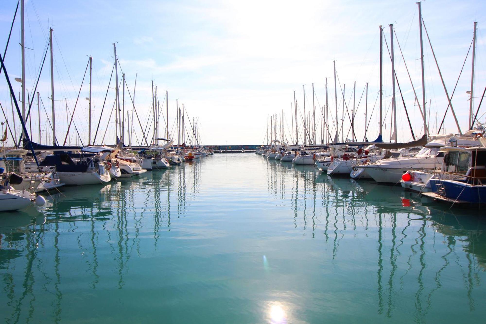 Global Properties, Apartamento Con Terraza Y Vistas Al Mar Y A La Montana Canet d'En Berenguer Extérieur photo